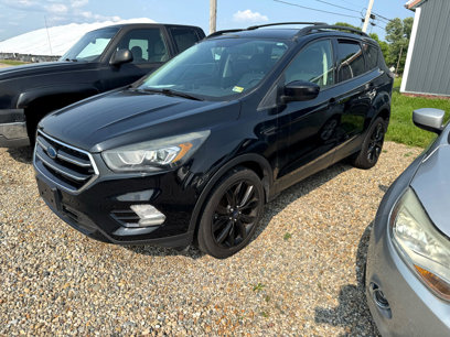 Used 2017 Ford Escape SE w/ SE Sport Appearance Package