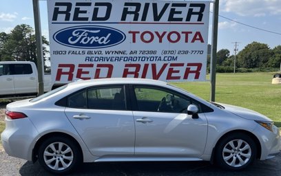 Used 2024 Toyota Corolla LE