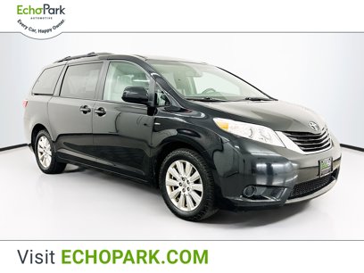 Used 2017 Toyota Sienna LE