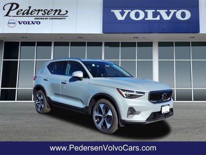 New 2025 Volvo XC40 B5 Plus w/ Protection Package Premier