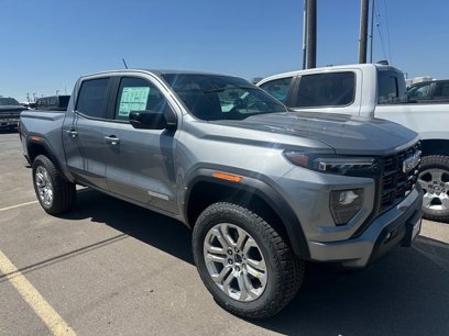 New 2025 GMC Canyon Elevation w/ Convenience Package