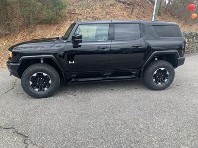 New 2024 GMC Hummer EV 2X w/ Extreme Off-Road Package