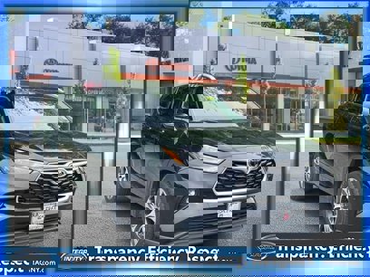 Certified 2022 Toyota Highlander XLE