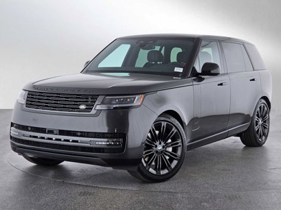 New 2025 Land Rover Range Rover Long Wheelbase SE