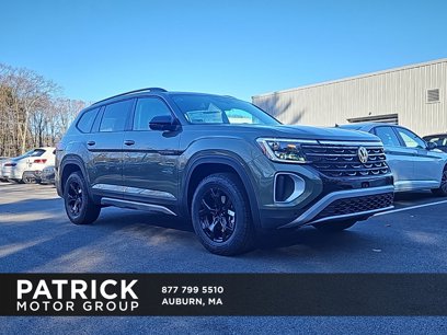New 2025 Volkswagen Atlas Peak Edition SE
