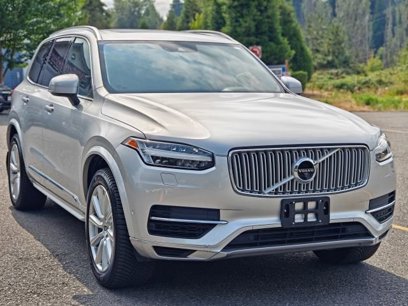 Used 2017 Volvo XC90 T8 Inscription w/ Vision Package