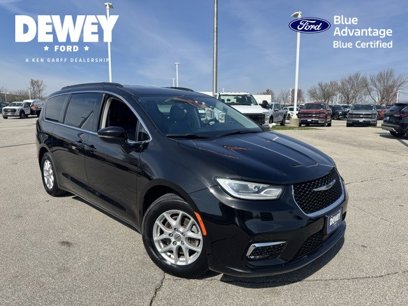 Used 2022 Chrysler Pacifica Touring-L