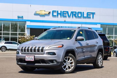 Used 2018 Jeep Cherokee Latitude Plus w/ Cold Weather Group
