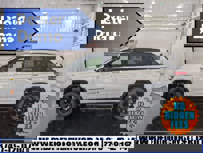 New 2024 Jeep Grand Cherokee Altitude