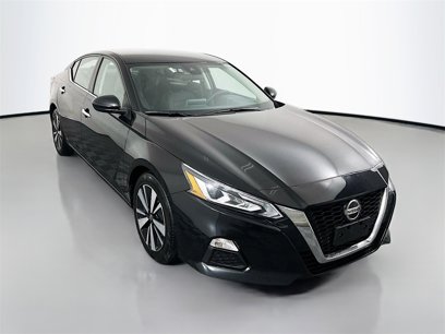 Used 2022 Nissan Altima 2.5 SV