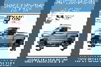 New 2025 GMC Sierra 1500 SLE