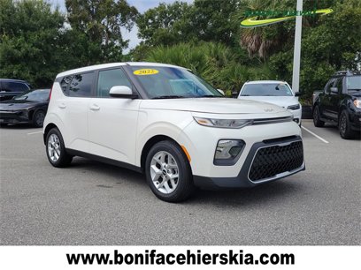 Certified 2022 Kia Soul LX w/ Technology Package