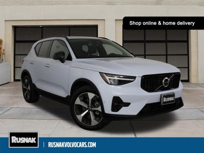 Certified 2025 Volvo XC40 B5 Plus w/ Climate Package