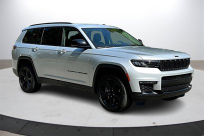 Certified 2022 Jeep Grand Cherokee L Limited w/ Black Appearance Package