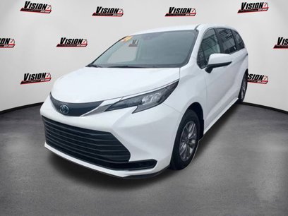 Used 2024 Toyota Sienna LE