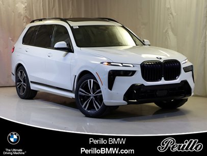 New 2025 BMW X7 xDrive40i w/ M Sport Package