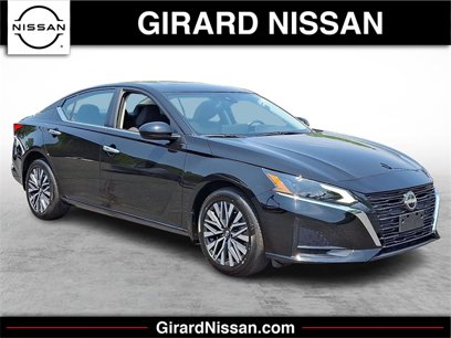 Used 2023 Nissan Altima 2.5 SV w/ SV Premium Package