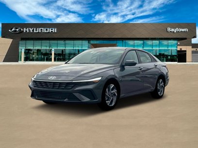 New 2025 Hyundai Elantra Sport