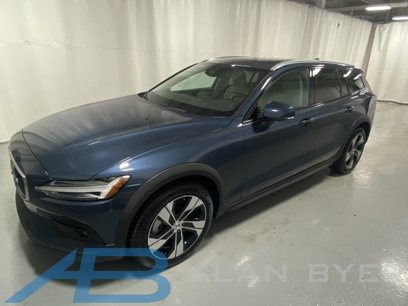 Used 2024 Volvo V60 B5 Cross Country Plus