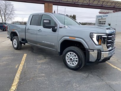 New 2025 GMC Sierra 2500 SLE
