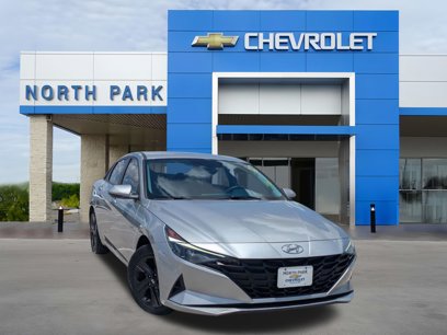 Used 2022 Hyundai Elantra SEL