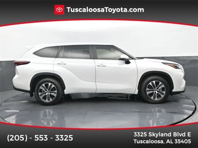 Used 2024 Toyota Highlander XLE