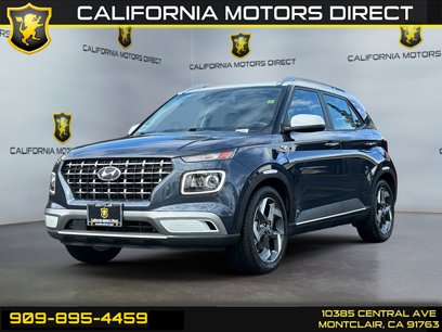 Used 2022 Hyundai Venue Limited w/ Cargo Package