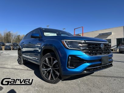 New 2025 Volkswagen Atlas Cross Sport SEL Premium R-Line