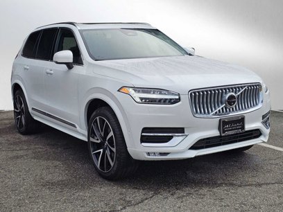 New 2025 Volvo XC90 B6 Plus w/ Protection Package Premier