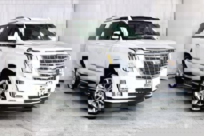Used 2019 Cadillac Escalade ESV Luxury