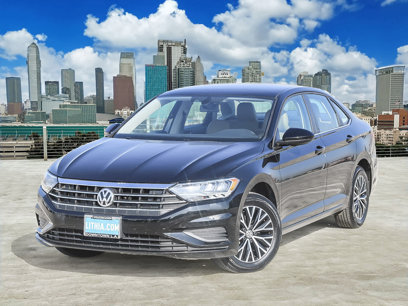 Certified 2021 Volkswagen Jetta SE w/ SE Cold Weather Package