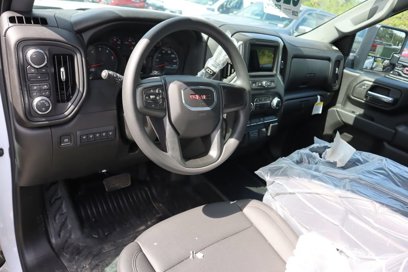 New 2024 GMC Sierra 3500 Pro w/ Convenience Package