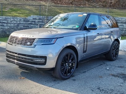 New 2025 Land Rover Range Rover SE