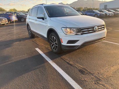 Used 2021 Volkswagen Tiguan SE w/ Panoramic Sunroof Package