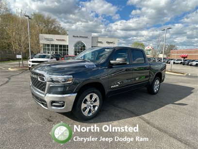 New 2025 RAM 1500 4x4 Crew Cab