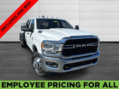 New 2024 RAM 3500 Tradesman w/ Chrome Appearance Group