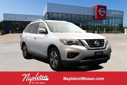 Used 2017 Nissan Pathfinder SV