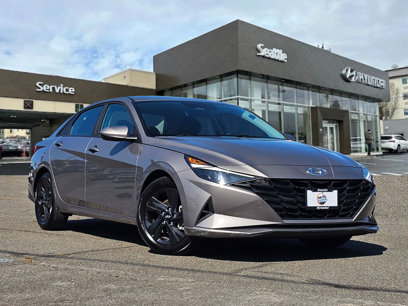Used 2023 Hyundai Elantra SEL