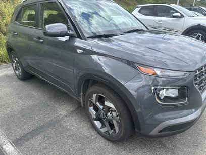 Used 2024 Hyundai Venue SEL