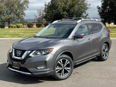 Used 2017 Nissan Rogue SL w/ SL Premium Package