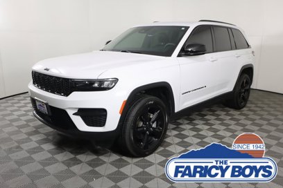Used 2023 Jeep Grand Cherokee Altitude