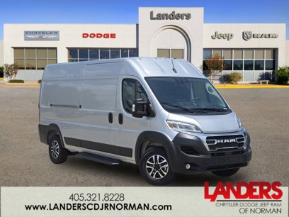 New 2025 RAM ProMaster 2500 w/ Quick Order Package 22G SLT