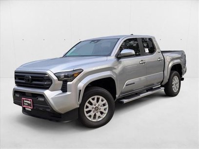 New 2025 Toyota Tacoma SR5