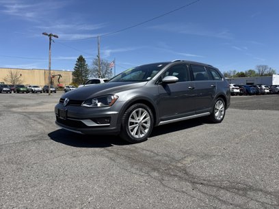Used 2017 Volkswagen Golf Alltrack SE