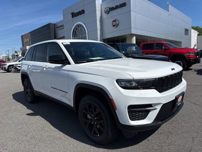 New 2025 Jeep Grand Cherokee Altitude