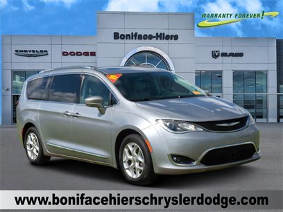 Used 2019 Chrysler Pacifica Touring-L Plus w/ Advanced Safetytec Group