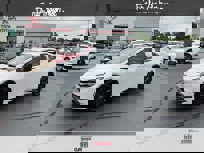 Used 2023 Toyota Prius LE