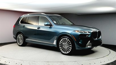 New 2025 BMW X7 xDrive40i