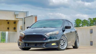 Used 2017 Ford Focus ST w/ Equipment Group 402A