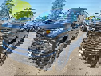 New 2025 Chevrolet Silverado 2500 Custom w/ Custom Value Package